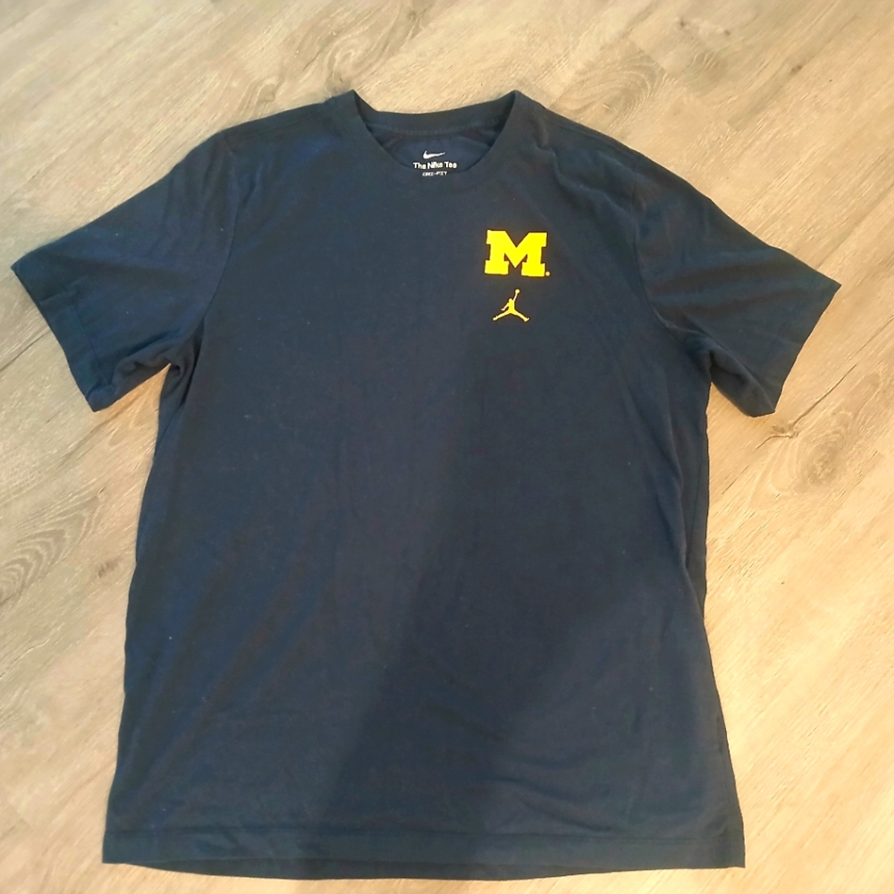 Nike Jordan University of Michigan Wolverines T-Shirt Men’s Large